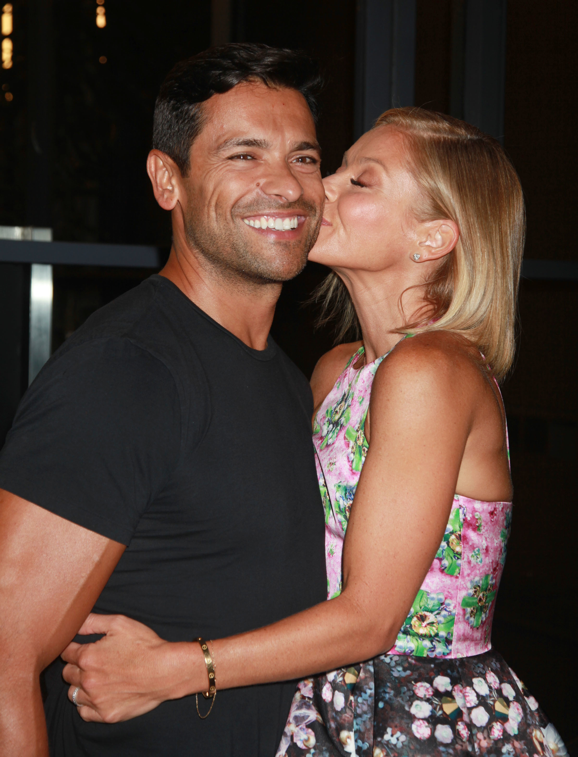 Kelly Ripa Tells Mark Consuelos That He's Mean After Sex | Wonderwall.com