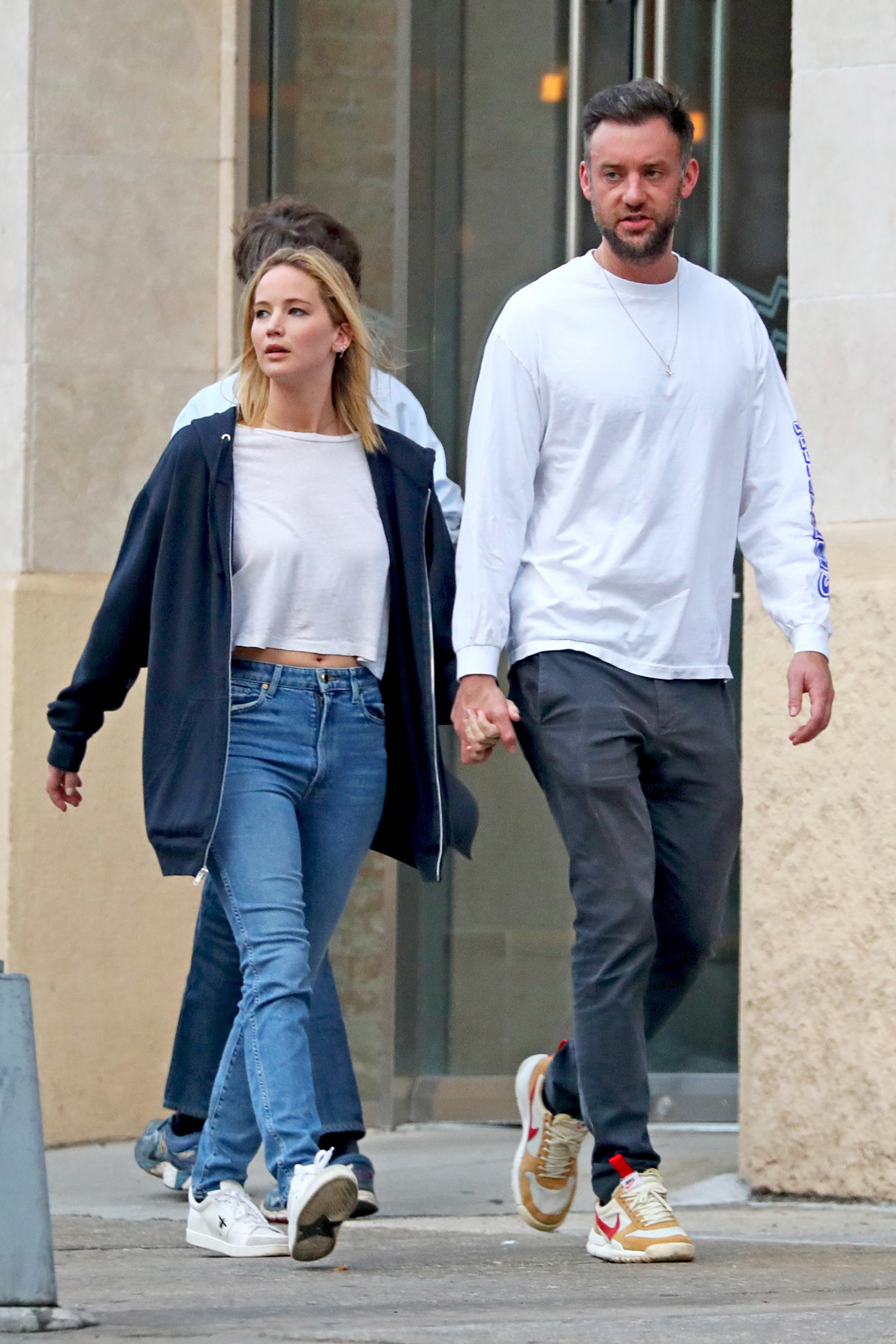 1038047 Exclusive Jennifer Lawrence And Cooke Maroney Spend The  