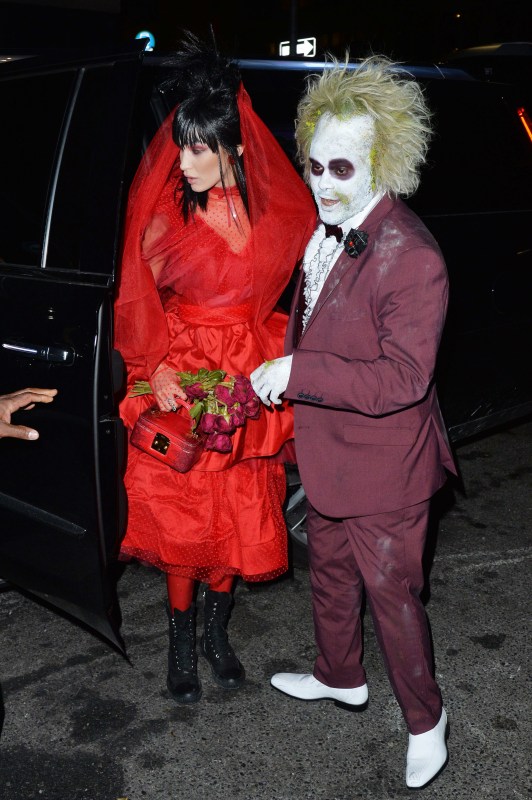 Bella Thorne: Bride of Chucky Halloween Costume