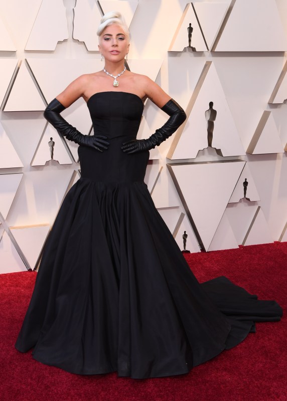 39 Oscars red carpet dresses we can't stop staring at – SheKnows