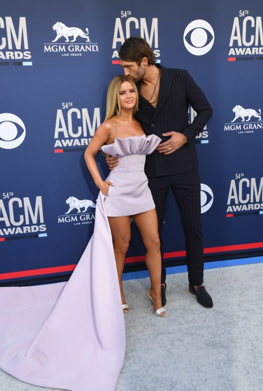 Jordan Davis' Pregnant Wife Kristen Shows Off Bump at 2023 ACM Awards