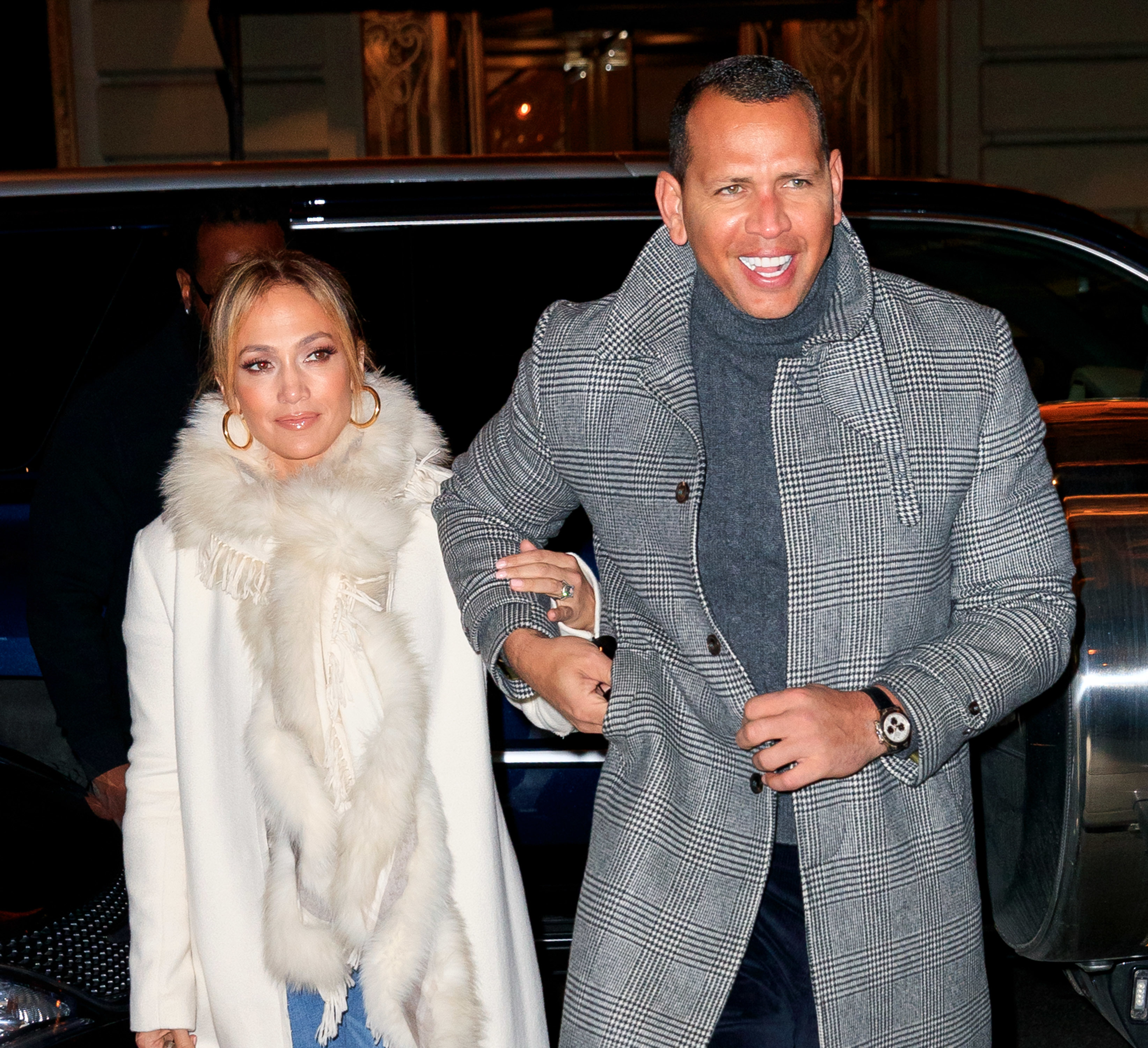 Jennifer Lopez and fiancé Alex Rodriguez 'are focusing on their blended  family' amid split claims