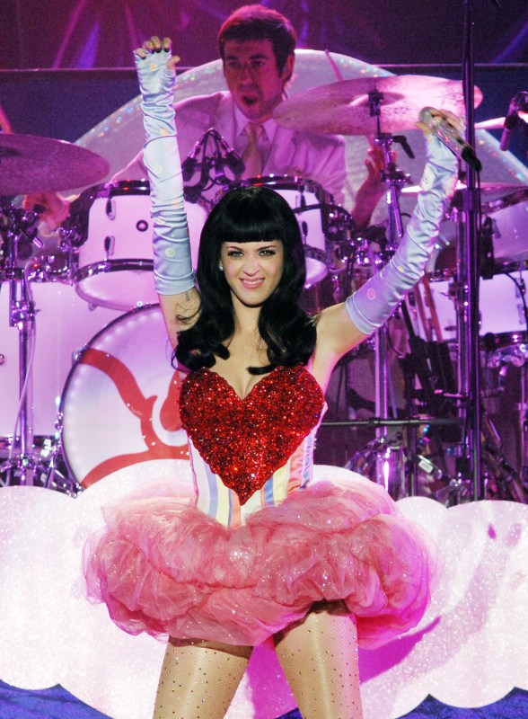Katy Perry makes a statement in corseted look at the coronation