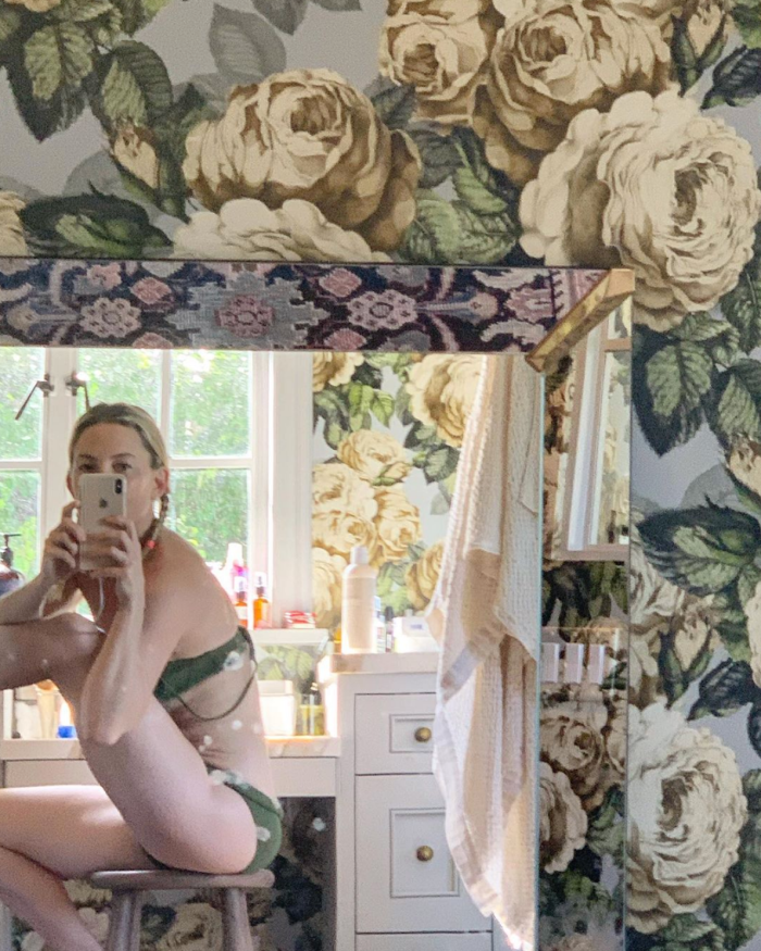 Kate Hudson Topless Instagram