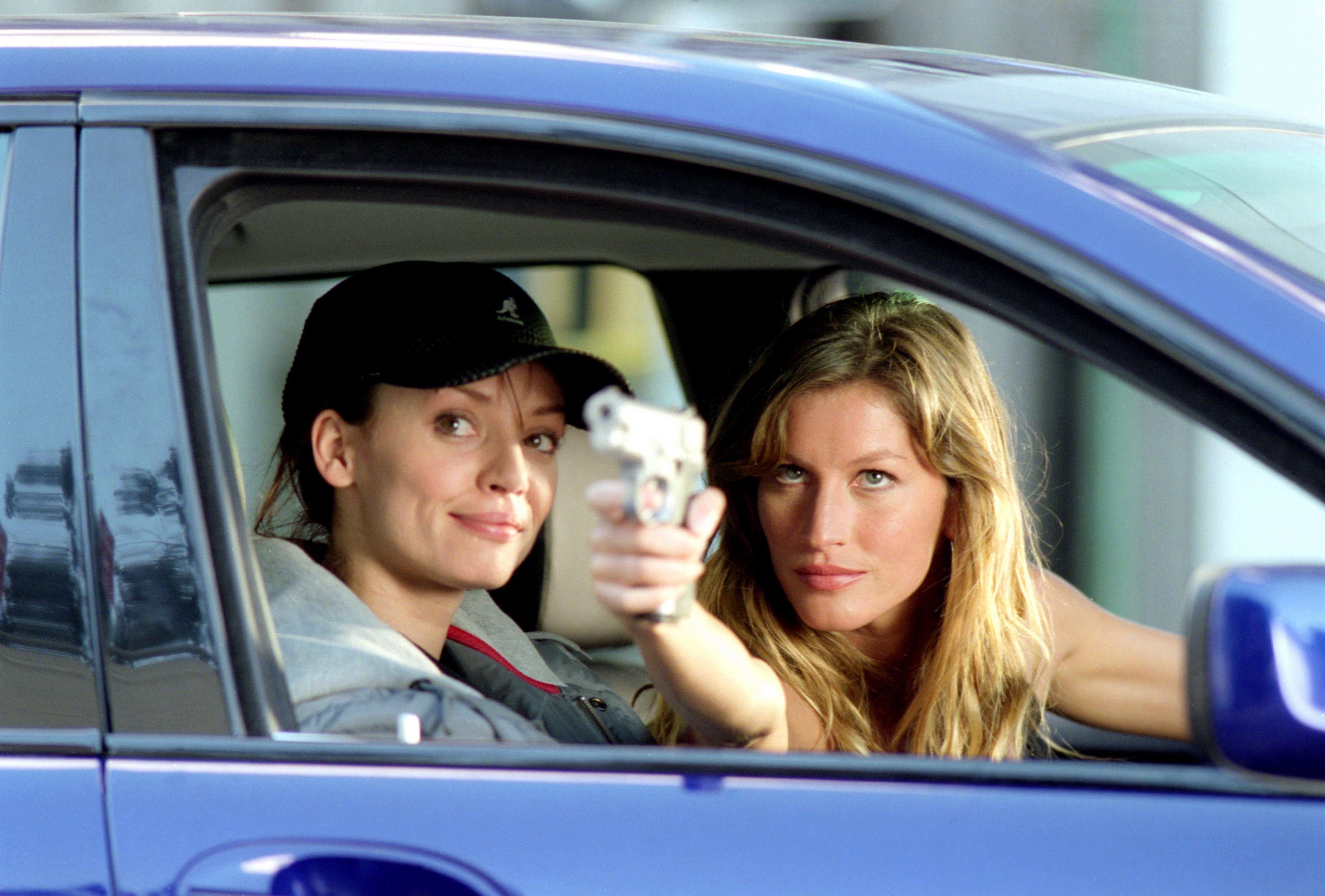 Photo Flashback: Gisele Bundchen's Life And Career In Pictures ...