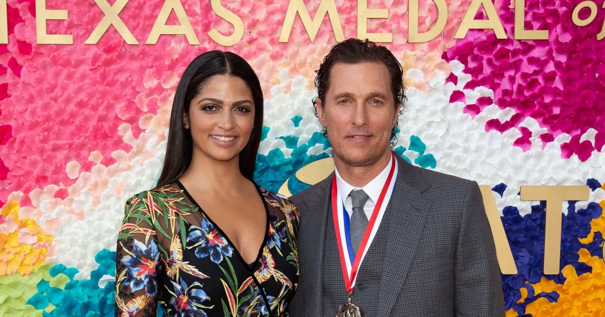 Matthew McConaughey's wife shares terror after their flight 'dropped 4k ...