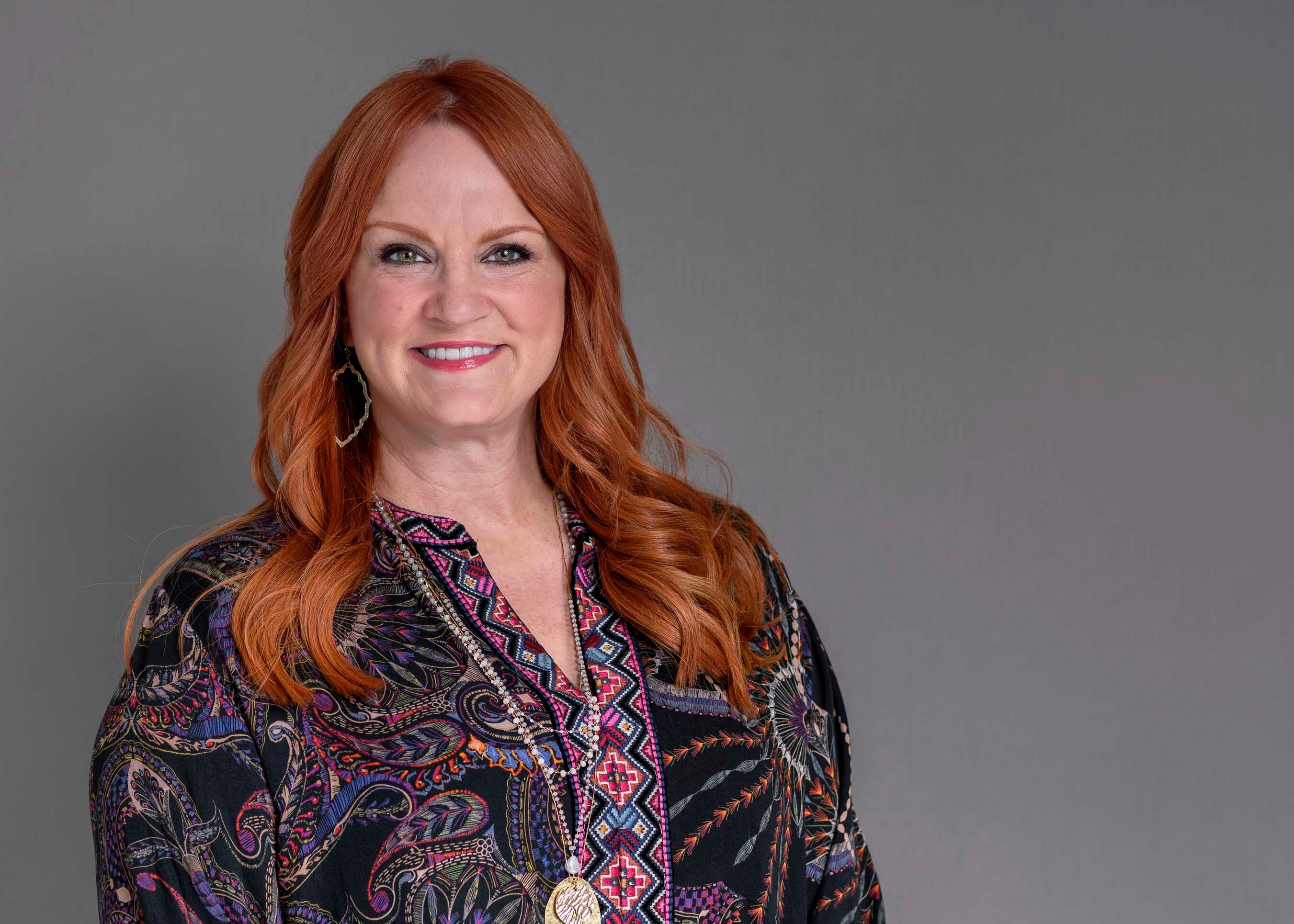 Pioneer Woman Ree Drummond's Journey from Ranch Housewife to Culinary  Superstar