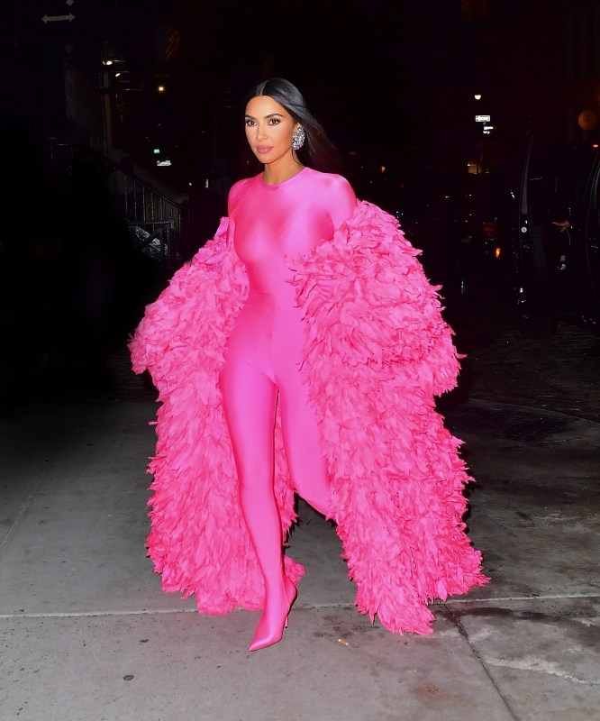 Dueling Dresses: Jada Pinkett Smith vs. Kim Kardashian!