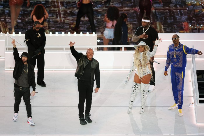 50 Cent Makes Surprise Appearance During Super Bowl 2022 Halftime Show:  Photo 4704847, 2022 Super Bowl, 50 Cent, Super Bowl Photos