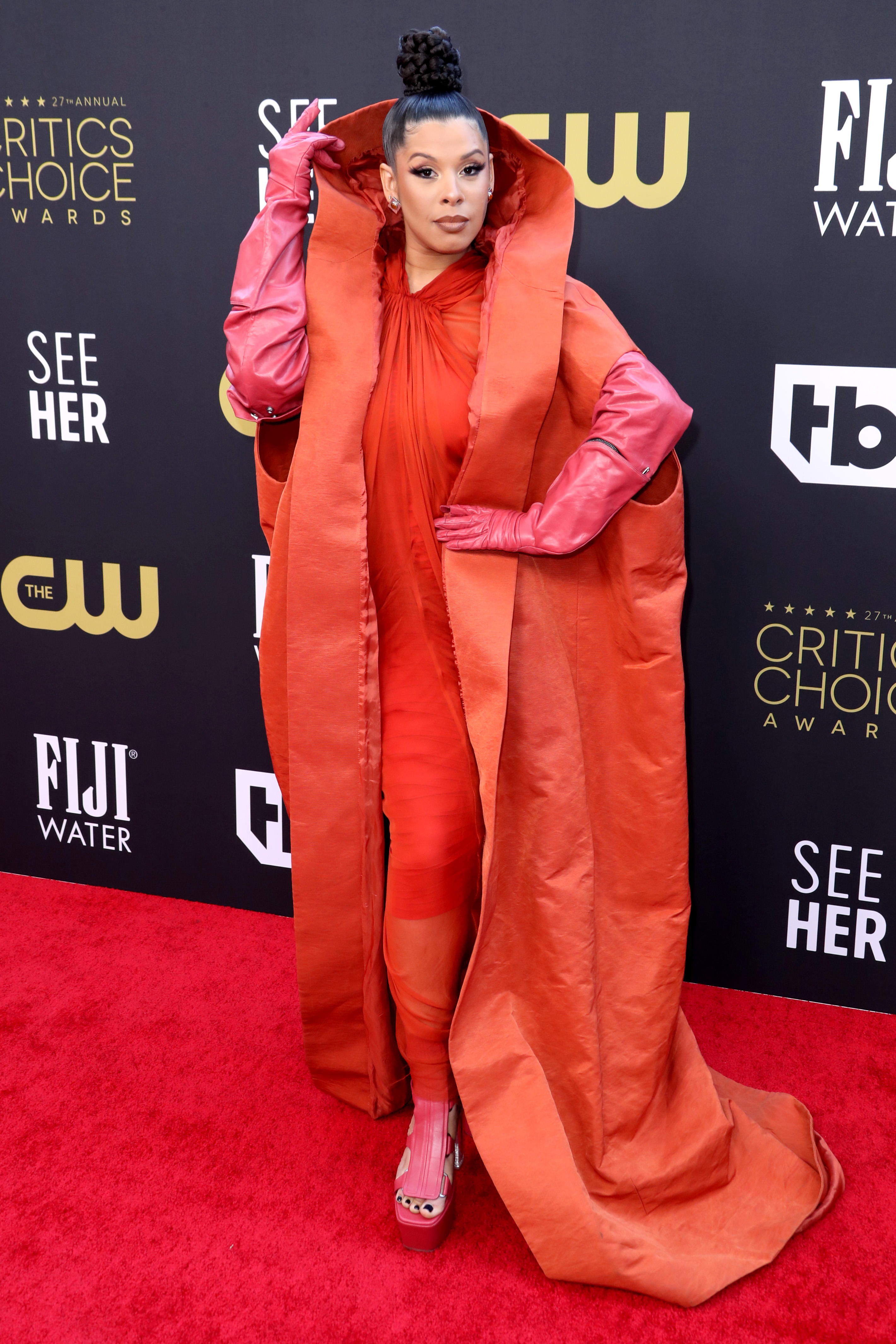 2022 Critics Choice Awards: Celeb Style Hits And Misses | Gallery ...