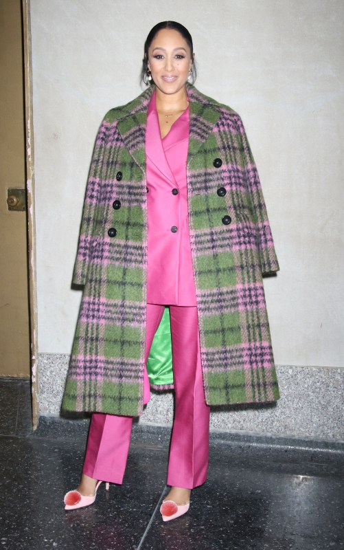 Pharrell's Emerald Green Velvet Louis Vuitton Jacket Made a Splash at Paris  Fashion Week