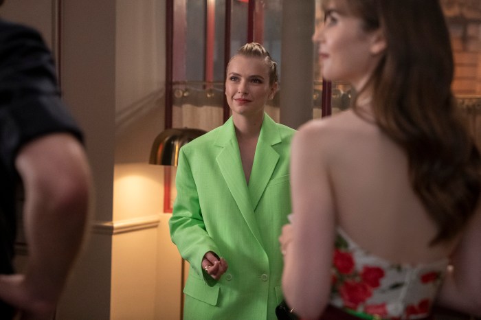33 Unforgettable Outfits From 'Emily in Paris' Season 3 - Netflix