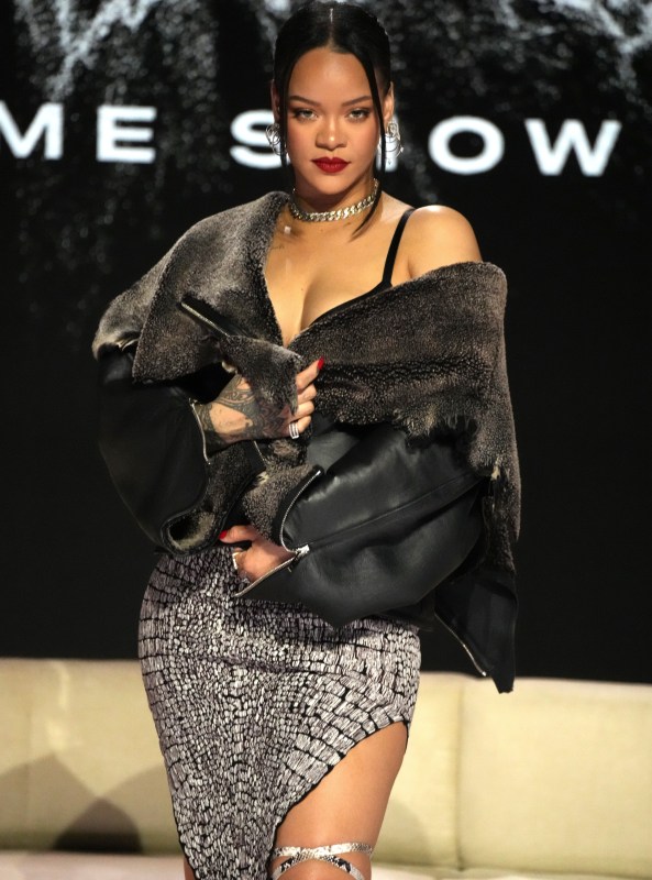 Celebrities seen in Phoenix for Super Bowl 2023: Rihanna, Lance Bass