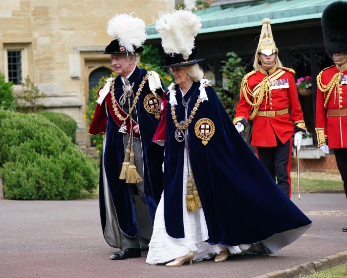 Buckingham Palace sees first new changing of the guard for King Charles  III's reign