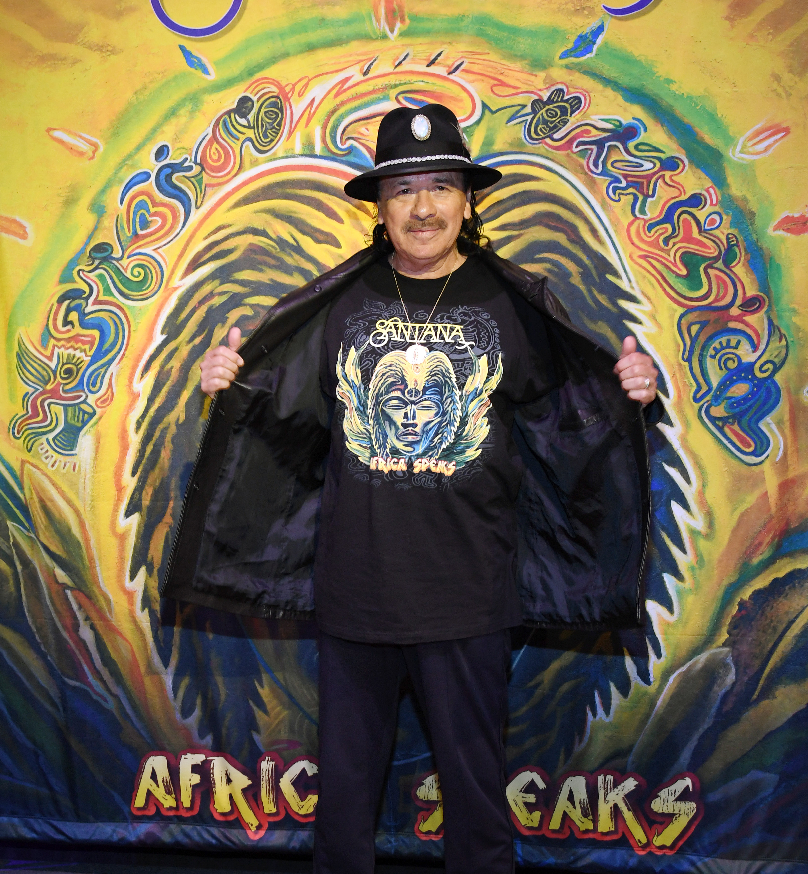 Carlos Santana's Wife Files for Divorce