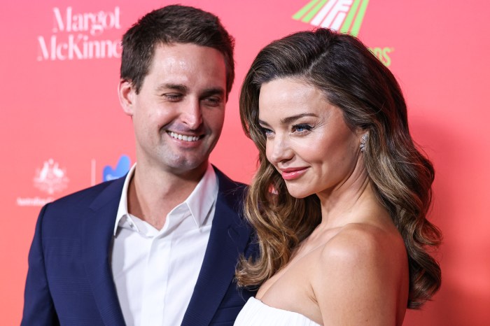 Miranda Kerr Uses Husband's Snapchat to Announce Baby #4