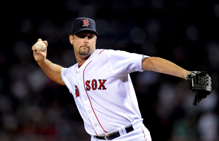 Red Sox legend Tim Wakefield dies at 57 after battle with brain cancer